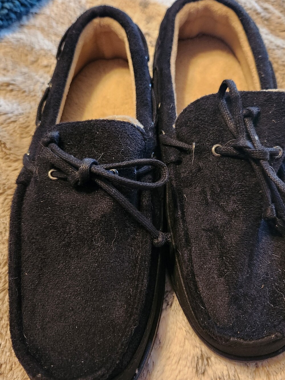 Men's Isotoner Black Suede Moccasin Slippers Size 8-9